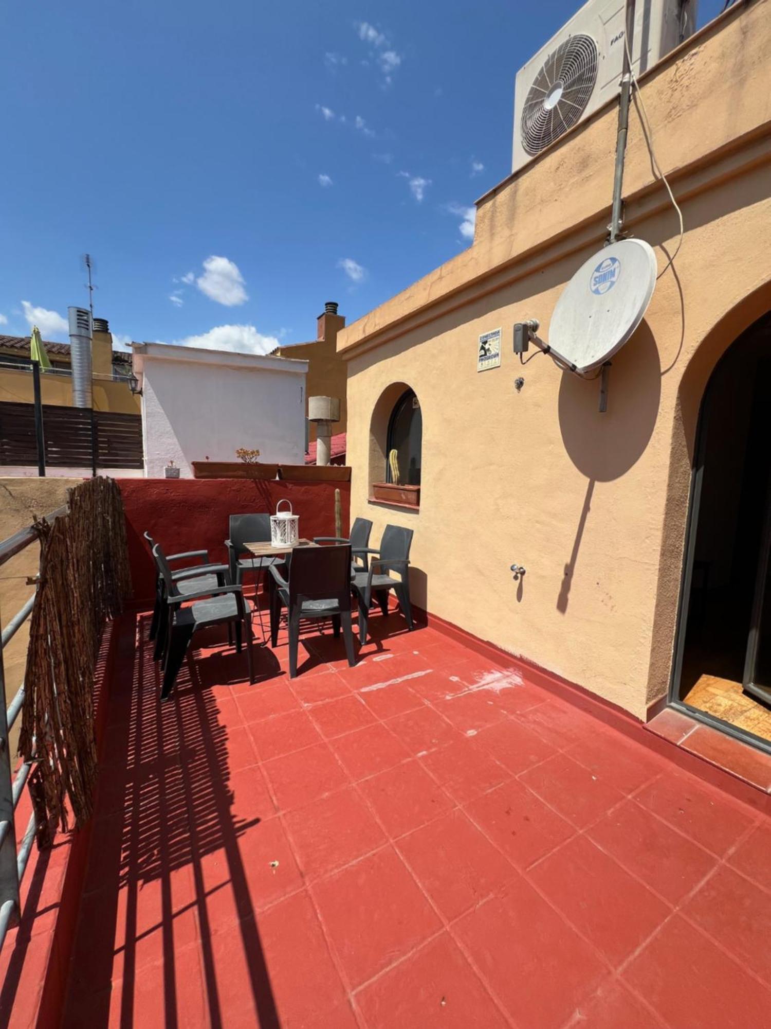 略夫雷加特河畔圣费柳Casa Neus, Casa Cerca De Barcelona别墅 外观 照片